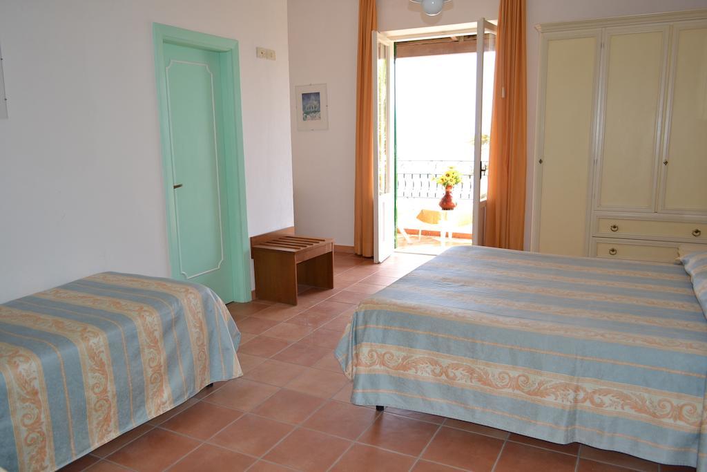 Hotel Villa Bina Sant'Angelo  Phòng bức ảnh