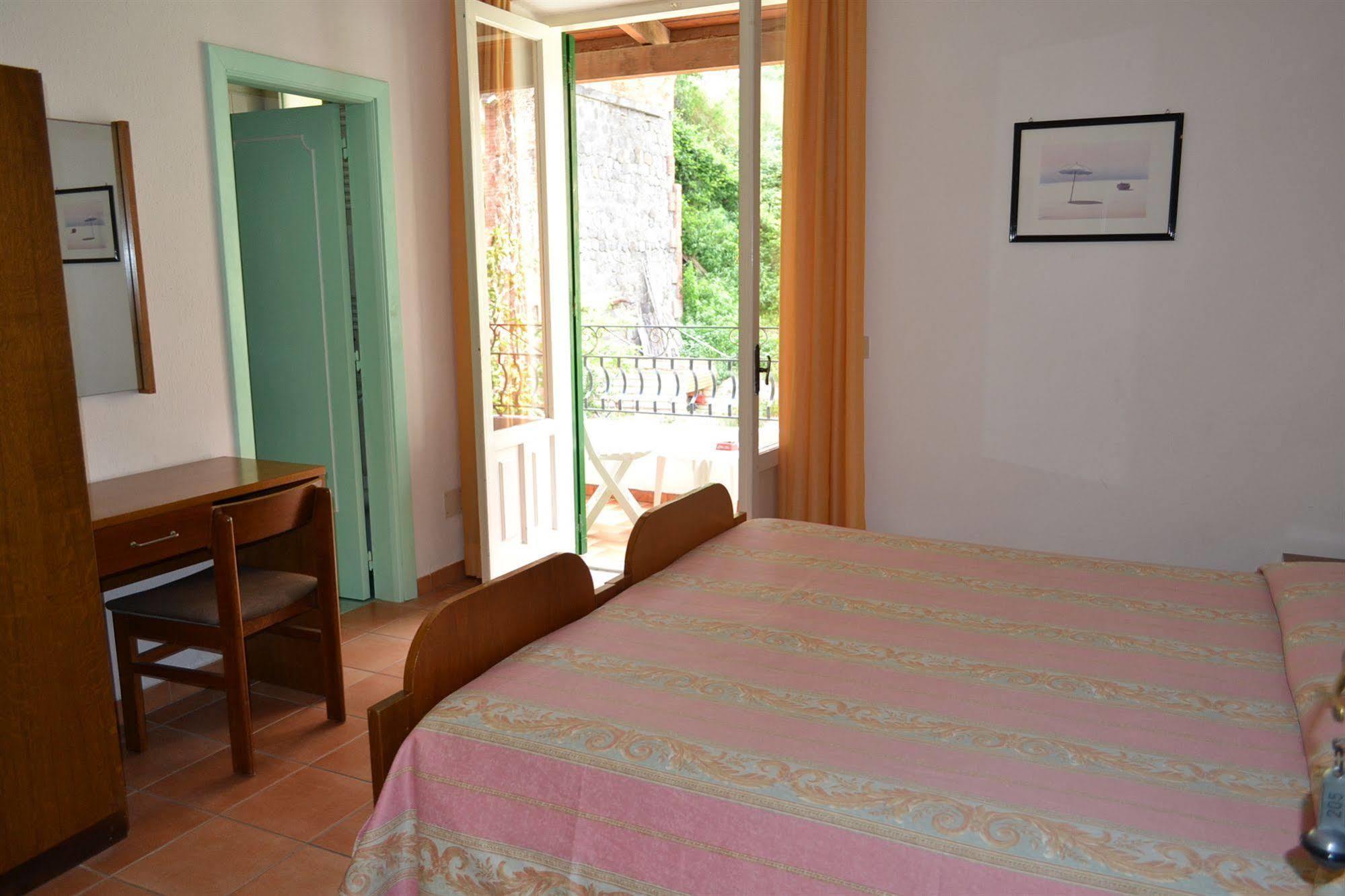 Hotel Villa Bina Sant'Angelo  Ngoại thất bức ảnh
