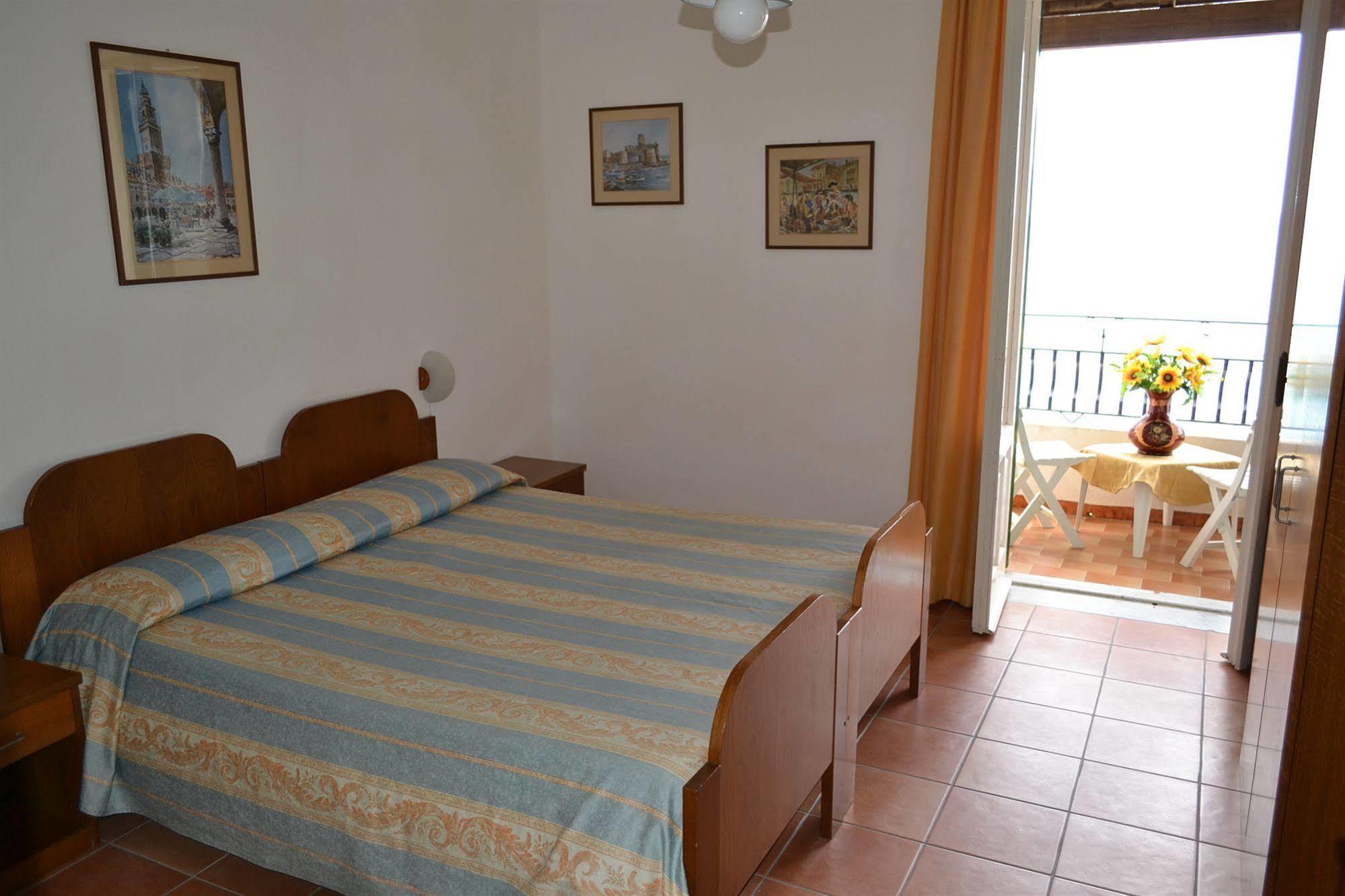 Hotel Villa Bina Sant'Angelo  Ngoại thất bức ảnh